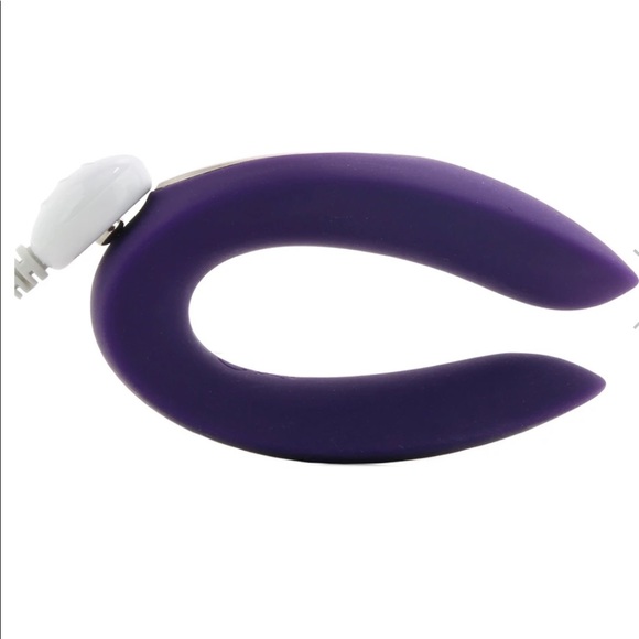 Satisfyer Partner Plus Remote in Purple - Picture 2 of 4